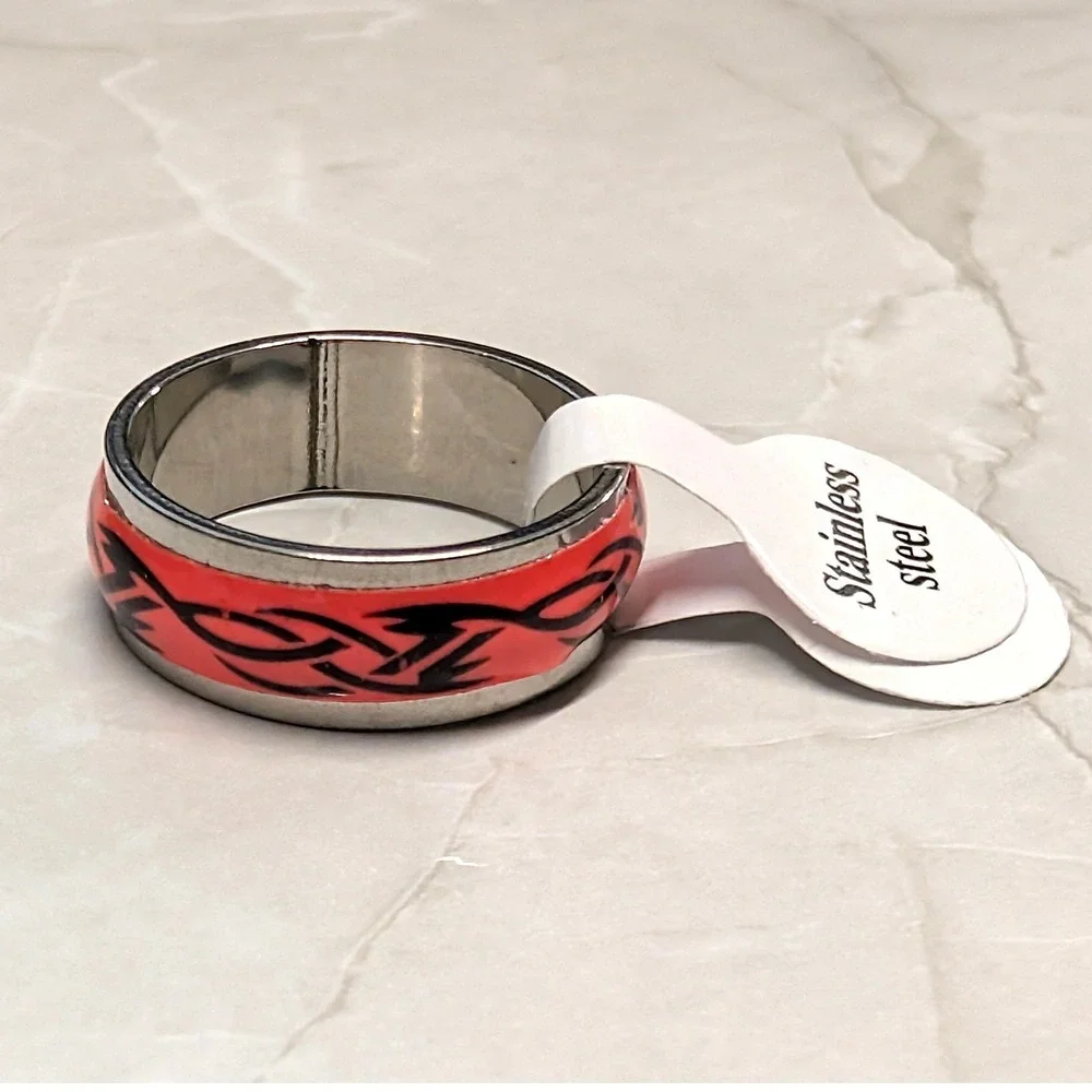 NEW Band Ring Size 7.5 Neon Orange Black Tribal Celtic Knot Stainless Steel Tag